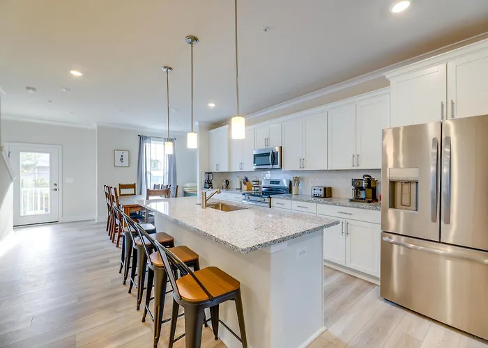 Сasa de vacaciones Pool Access! Newly Built Ocean Townhome *