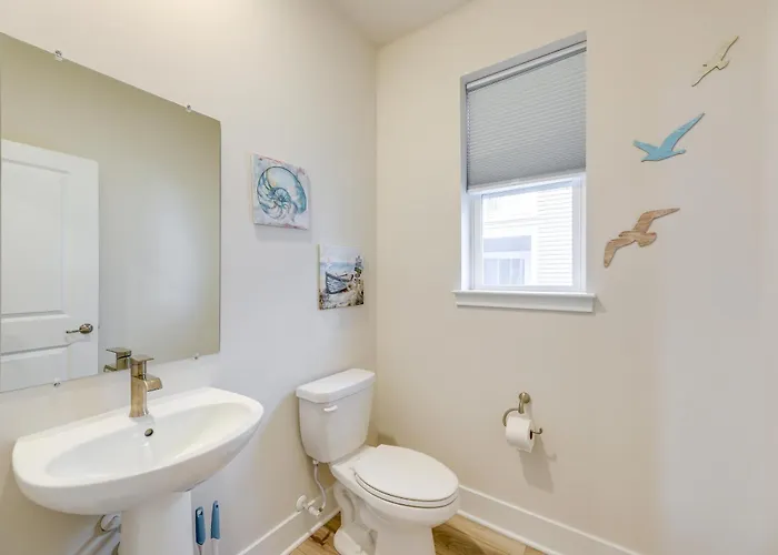 Pool Access! Newly Built Ocean Townhome