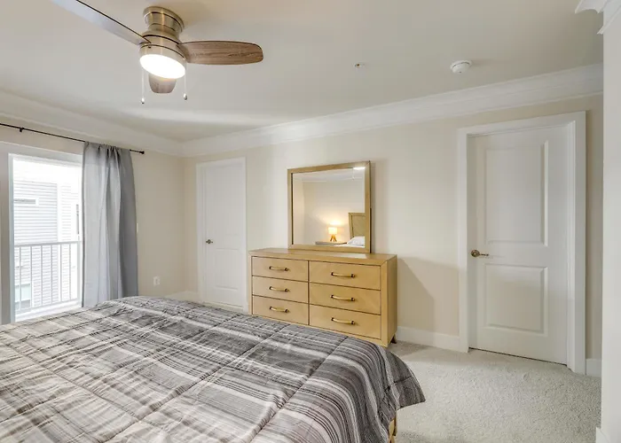 Pool Access! Newly Built Ocean Townhome Ocean City