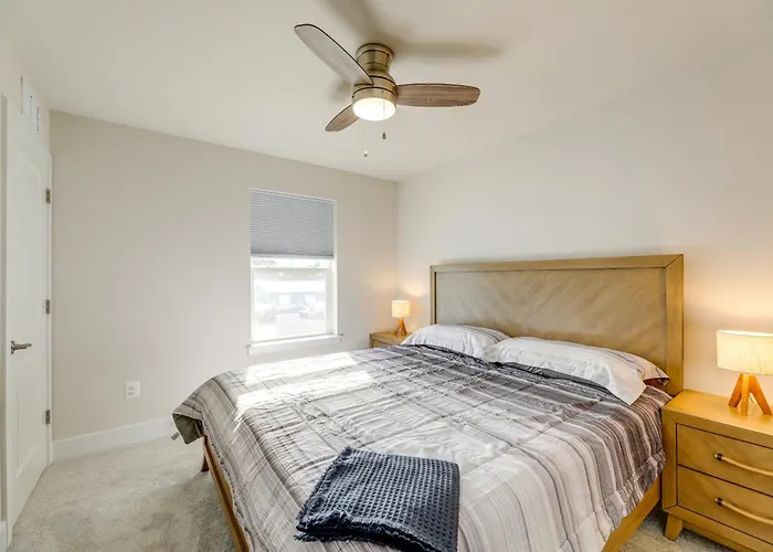 Pool Access! Newly Built Ocean Townhome *