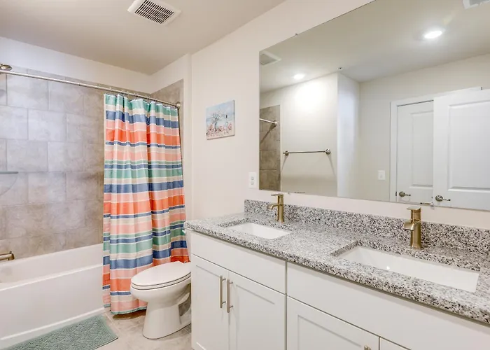 Pool Access! Newly Built Ocean Townhome Сasa de vacaciones